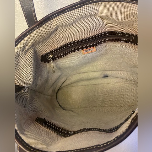 Dooney & Bourke, Vintage shoulder bag & coin purse set. GUC - Picture 7 of 7